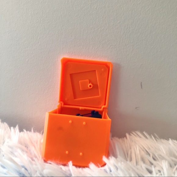 Apple Picking Simulator: Kitty the Pet Seller Roblox Toy with Kitty’s Cat Pack - Picture 9 of 9